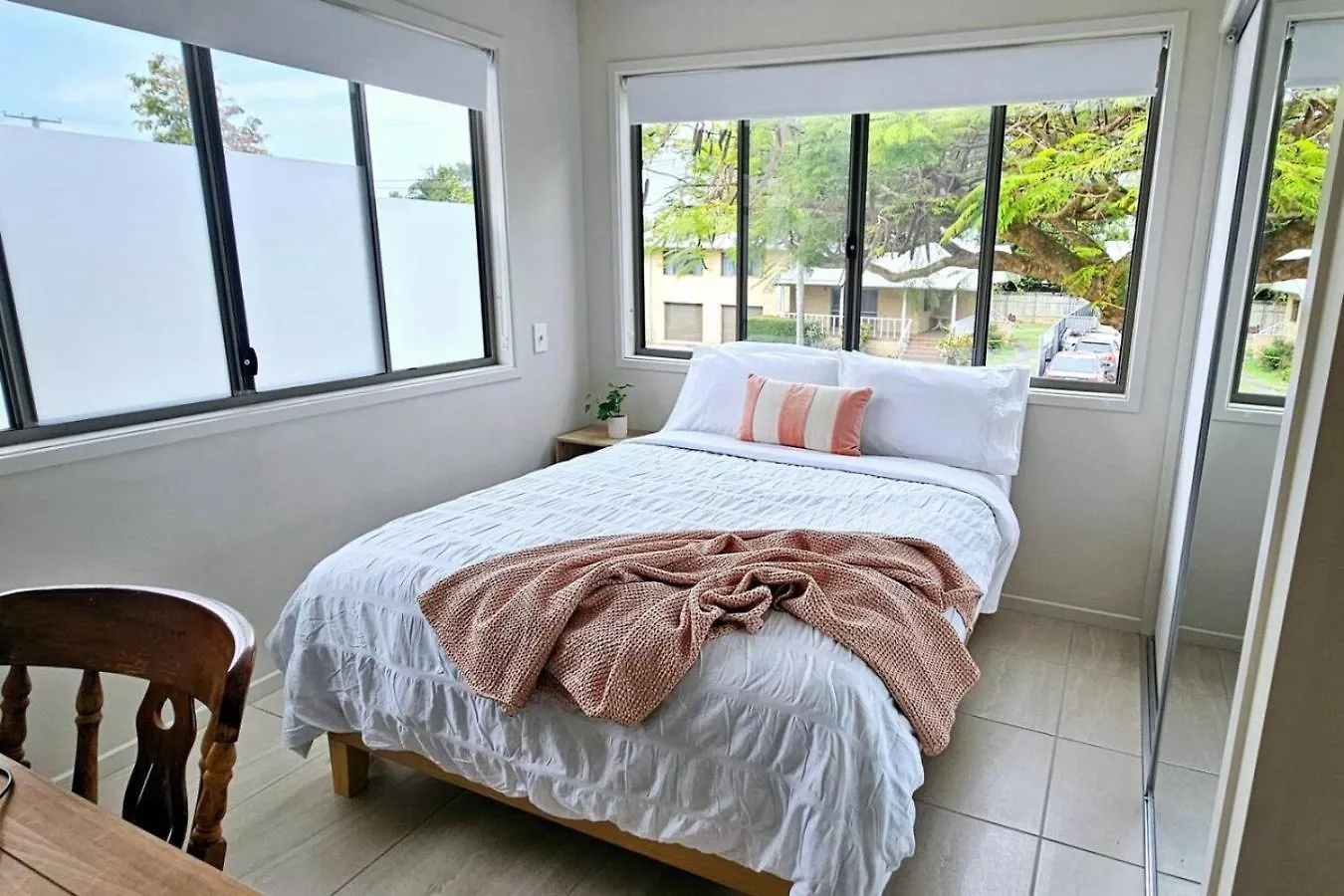 Poinciana Townhouse 1 At Sunlight Swan Beerwah Sleeps 6 Apartment Australia